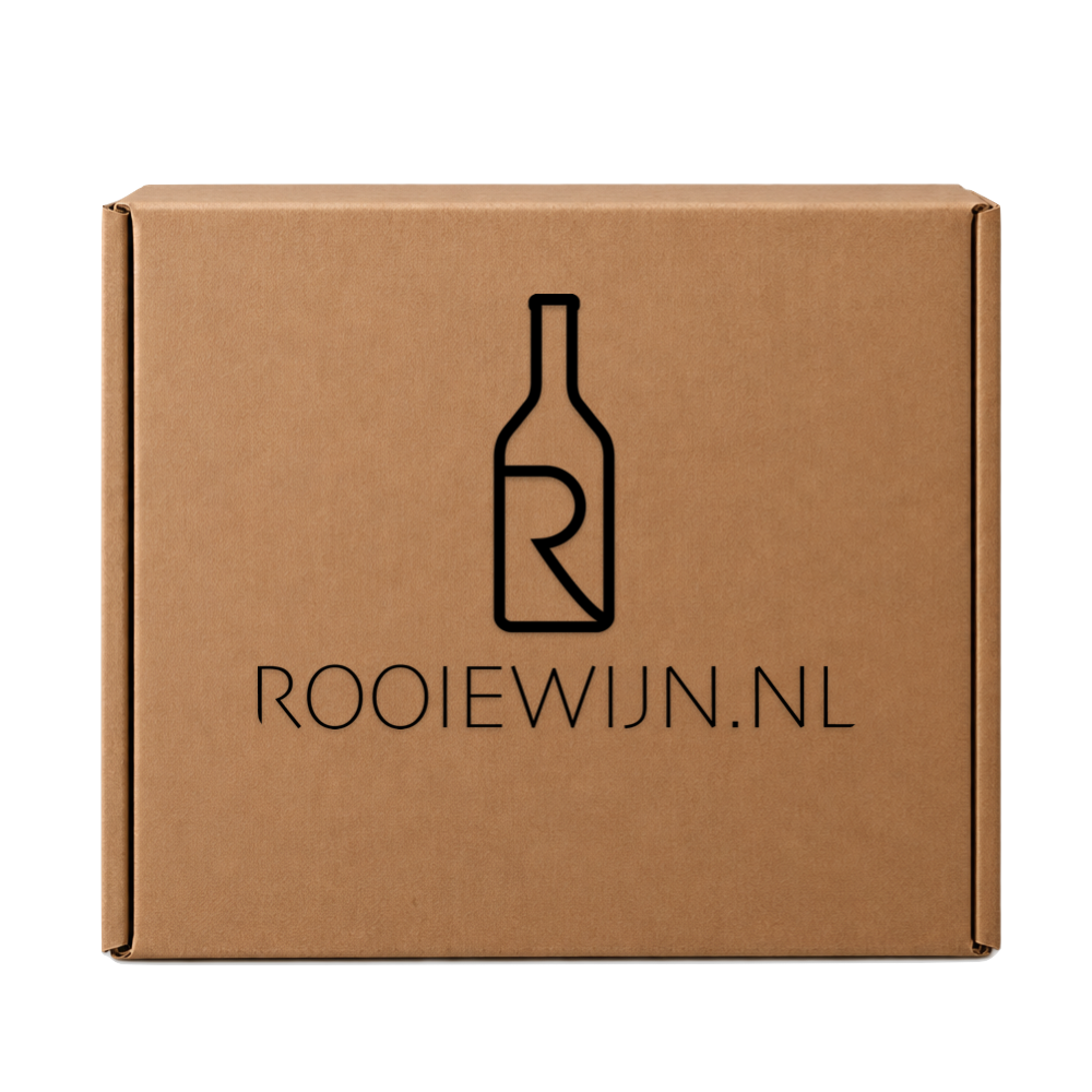 Bruine kartonnen doos met logo van wijnfles en tekst ROOIEWIJN.NL puglia proefdoos